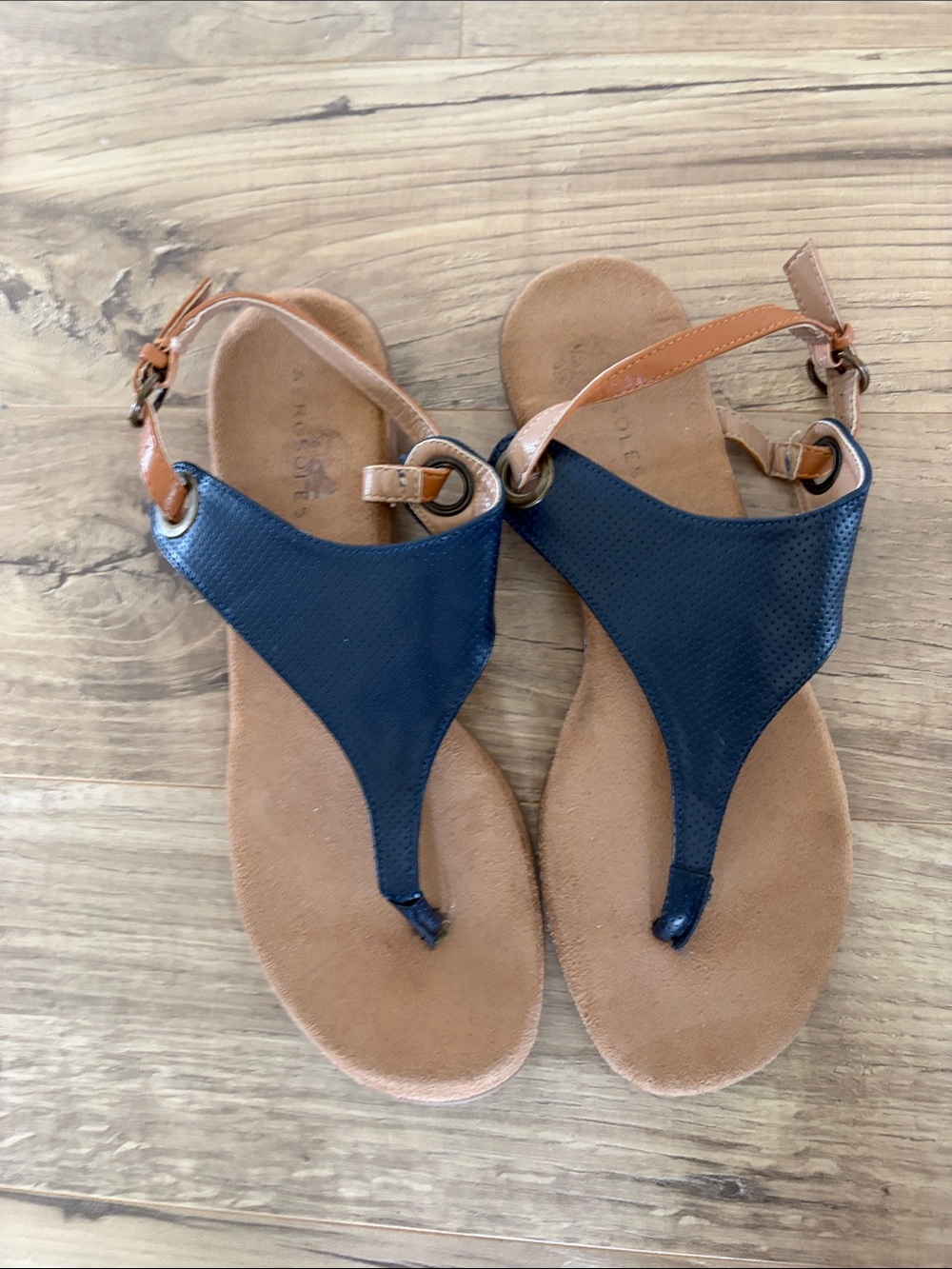 Aerosoles Women's Navy and Tan Leather T-strap Sandals